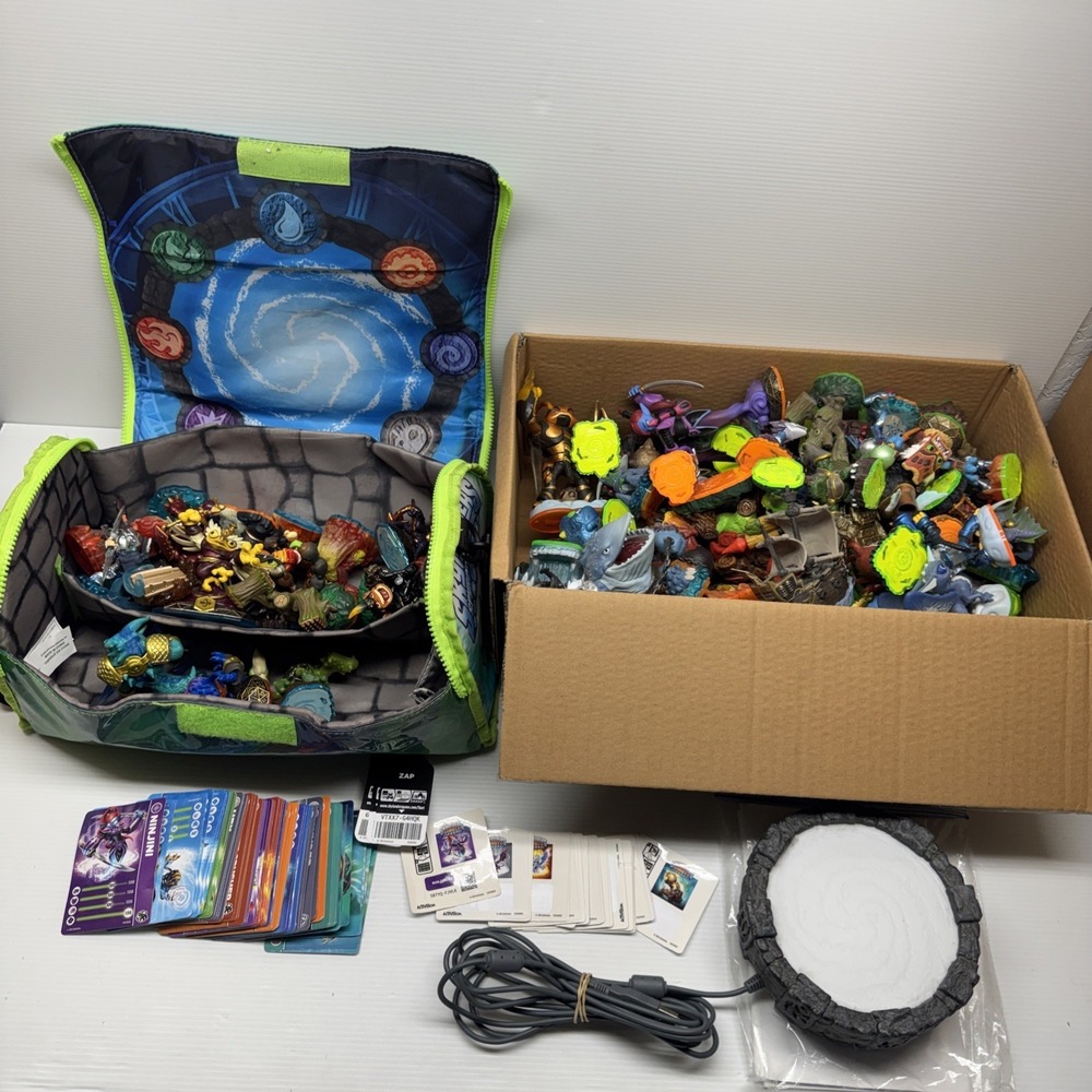 Activision Skylanders Lot Of 80 Figures & 60 Cards - Tested & Working